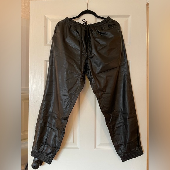 Pleather joggers - Picture 4 of 6